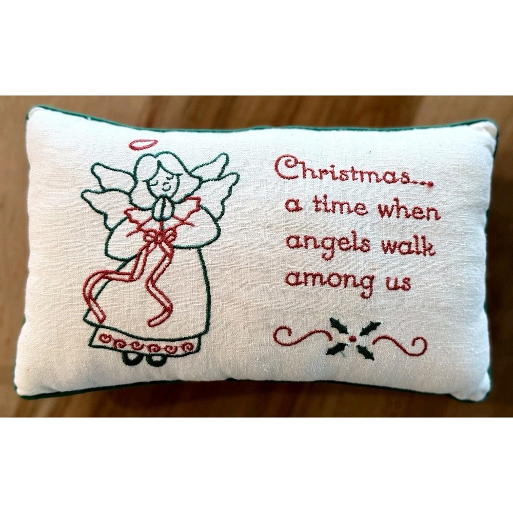 Vtg Christmas Sofa Pillow Needlework Christmas A Time When Angels‎ Walk Among Us